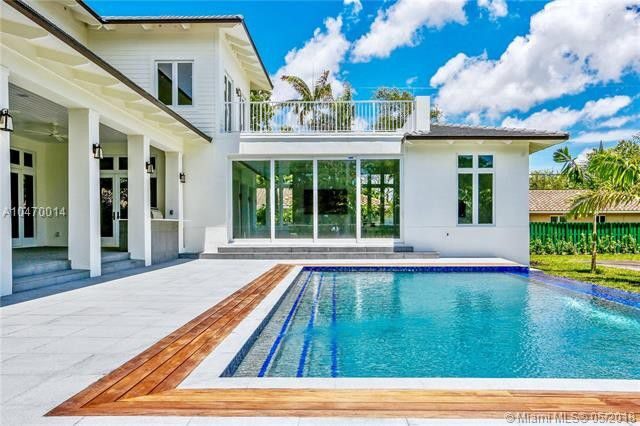 Pool with ipe surround at the rear terrace